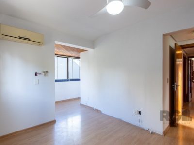 Apartamento à venda com 92m², 3 quartos, 1 suíte, 1 vaga no bairro Petrópolis em Porto Alegre - Foto 34