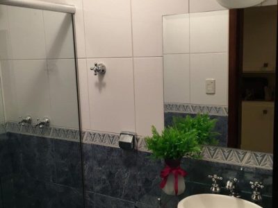 Apartamento à venda com 83m², 3 quartos, 1 suíte, 1 vaga no bairro Menino Deus em Porto Alegre - Foto 9