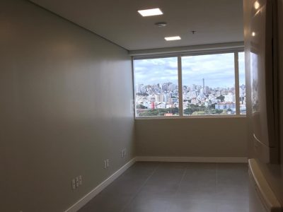 Conjunto/Sala à venda com 38m² no bairro Santana em Porto Alegre - Foto 4