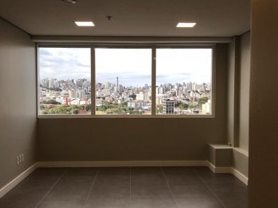 Conjunto/Sala à venda com 38m² no bairro Santana em Porto Alegre - Foto 9