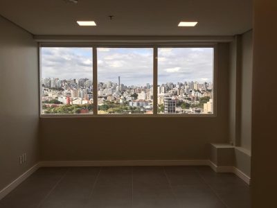 Conjunto/Sala à venda com 38m² no bairro Santana em Porto Alegre - Foto 10