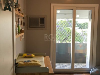 Apartamento à venda com 75m², 2 quartos no bairro Praia de Belas em Porto Alegre - Foto 17