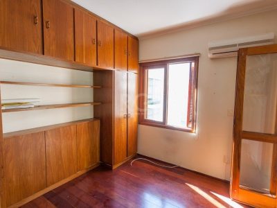 Apartamento à venda com 165m², 3 quartos, 1 suíte, 2 vagas no bairro Auxiliadora em Porto Alegre - Foto 7