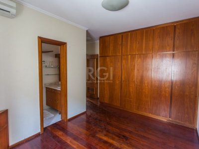 Apartamento à venda com 165m², 3 quartos, 1 suíte, 2 vagas no bairro Auxiliadora em Porto Alegre - Foto 11