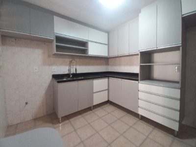 Casa à venda com 171m², 3 quartos, 1 suíte, 3 vagas no bairro Ipanema em Porto Alegre - Foto 8