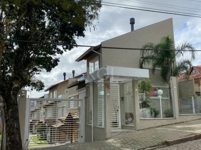 Casa Condominio à venda com 195m², 3 quartos, 1 suíte, 2 vagas no bairro Tristeza em Porto Alegre - Foto 16