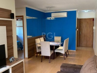 Apartamento à venda com 75m², 2 quartos, 1 suíte, 2 vagas no bairro Petrópolis em Porto Alegre - Foto 3