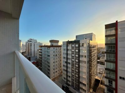 Apartamento à venda com 80m², 2 quartos, 1 suíte, 1 vaga no bairro Navegantes em Capão da Canoa - Foto 4