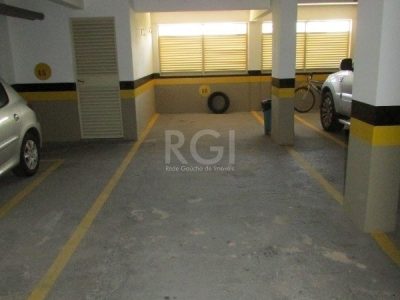 Apartamento à venda com 184m², 4 quartos, 1 suíte, 2 vagas no bairro Santa Tereza em Porto Alegre - Foto 28