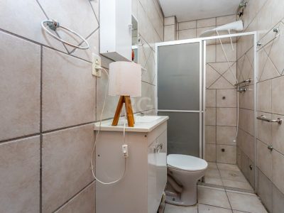 Sobrado à venda com 171m², 3 quartos, 1 suíte, 2 vagas no bairro Jardim Itu em Porto Alegre - Foto 21