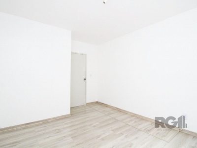 Apartamento à venda com 77m², 2 quartos, 1 vaga no bairro Santa Cecília em Porto Alegre - Foto 3