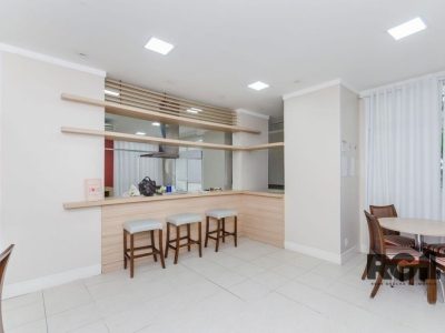 Apartamento à venda com 62m², 2 quartos, 1 suíte, 1 vaga no bairro Vila Ipiranga em Porto Alegre - Foto 15