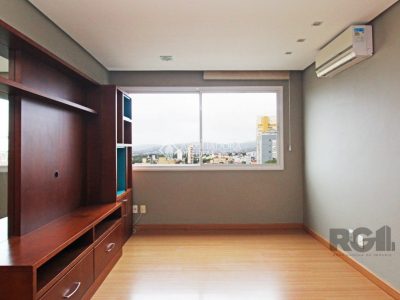 Apartamento à venda com 78m², 3 quartos, 1 suíte, 2 vagas no bairro Santana em Porto Alegre - Foto 4