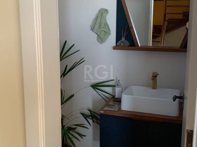 Casa à venda com 150m², 2 quartos, 2 suítes, 4 vagas no bairro Ipanema em Porto Alegre - Foto 6