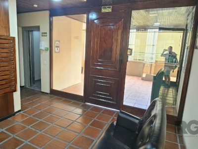 Apartamento à venda com 66m², 2 quartos no bairro Petrópolis em Porto Alegre - Foto 8