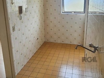 Apartamento à venda com 66m², 2 quartos no bairro Petrópolis em Porto Alegre - Foto 17