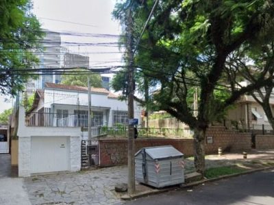 Casa à venda com 229m², 4 quartos, 1 suíte, 2 vagas no bairro Higienópolis em Porto Alegre - Foto 2