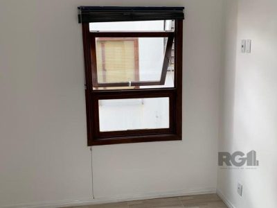 Apartamento à venda com 38m², 1 quarto, 1 vaga no bairro Petrópolis em Porto Alegre - Foto 3