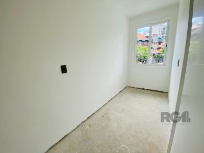 Casa à venda com 202m², 3 quartos, 3 suítes, 4 vagas no bairro Chácara das Pedras em Porto Alegre - Foto 16