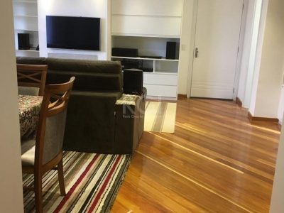 Apartamento à venda com 128m², 3 quartos, 3 suítes, 2 vagas no bairro Menino Deus em Porto Alegre - Foto 2