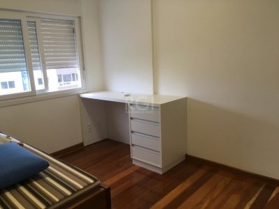 Apartamento à venda com 128m², 3 quartos, 3 suítes, 2 vagas no bairro Menino Deus em Porto Alegre - Foto 15