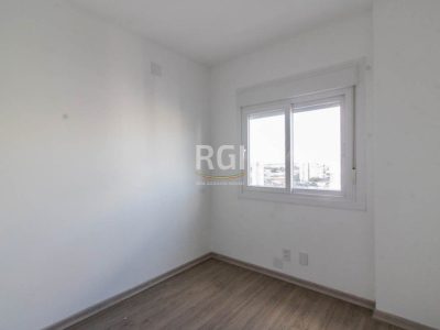 Apartamento à venda com 60m², 2 quartos, 1 suíte, 1 vaga no bairro São Sebastião em Porto Alegre - Foto 17