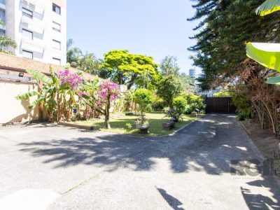 Casa à venda com 200m², 2 quartos, 1 suíte, 3 vagas no bairro Cristal em Porto Alegre - Foto 46