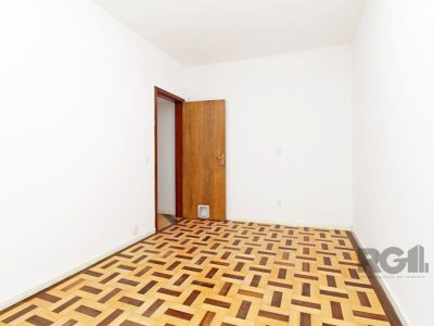 Apartamento à venda com 82m², 3 quartos, 1 suíte no bairro Centro Histórico em Porto Alegre - Foto 9