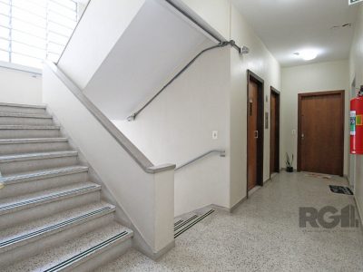 Apartamento à venda com 82m², 3 quartos, 1 suíte no bairro Centro Histórico em Porto Alegre - Foto 7