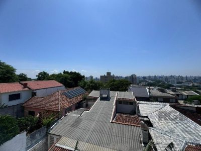 Apartamento à venda com 109m², 3 quartos, 1 suíte, 1 vaga no bairro Medianeira em Porto Alegre - Foto 8