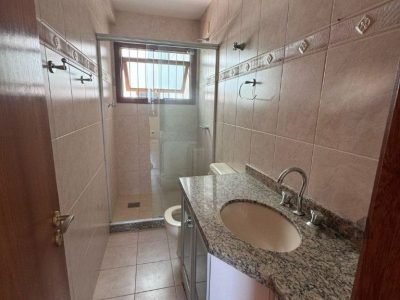 Apartamento à venda com 109m², 3 quartos, 1 suíte, 1 vaga no bairro Medianeira em Porto Alegre - Foto 21