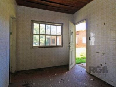 Casa à venda com 430m², 6 quartos, 2 suítes, 4 vagas no bairro Ipanema em Porto Alegre - Foto 21