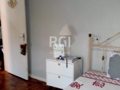 Casa à venda com 65m², 3 quartos, 3 vagas no bairro São José em Porto Alegre - Foto 16