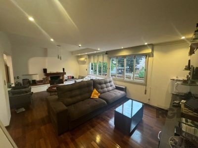 Apartamento à venda com 147m², 3 quartos, 1 suíte no bairro Mont Serrat em Porto Alegre - Foto 5