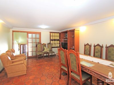 Casa à venda com 326m², 3 quartos, 3 suítes, 4 vagas no bairro Glória em Porto Alegre - Foto 12