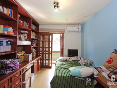 Casa à venda com 326m², 3 quartos, 3 suítes, 4 vagas no bairro Glória em Porto Alegre - Foto 28