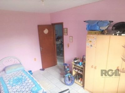 Casa à venda com 144m², 4 quartos, 3 vagas no bairro Partenon em Porto Alegre - Foto 3