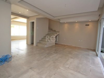 Casa à venda com 190m², 3 quartos, 1 suíte, 2 vagas no bairro São João em Porto Alegre - Foto 12