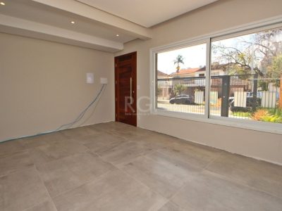 Casa à venda com 190m², 3 quartos, 1 suíte, 2 vagas no bairro São João em Porto Alegre - Foto 15