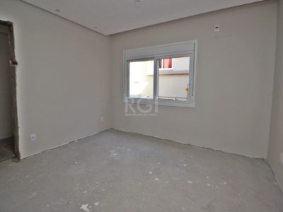 Casa à venda com 190m², 3 quartos, 1 suíte, 2 vagas no bairro São João em Porto Alegre - Foto 33