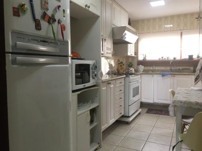 Apartamento à venda com 195m², 3 quartos, 1 suíte, 2 vagas no bairro Auxiliadora em Porto Alegre - Foto 10