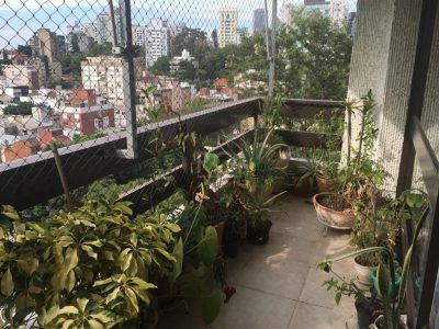 Apartamento à venda com 195m², 3 quartos, 1 suíte, 2 vagas no bairro Auxiliadora em Porto Alegre - Foto 9