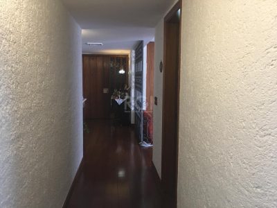 Apartamento à venda com 195m², 3 quartos, 1 suíte, 2 vagas no bairro Auxiliadora em Porto Alegre - Foto 3