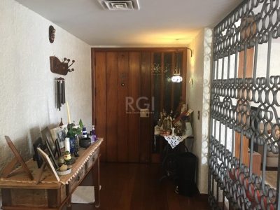 Apartamento à venda com 195m², 3 quartos, 1 suíte, 2 vagas no bairro Auxiliadora em Porto Alegre - Foto 2