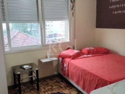 Apartamento à venda com 82m², 2 quartos, 1 vaga no bairro Santana em Porto Alegre - Foto 2