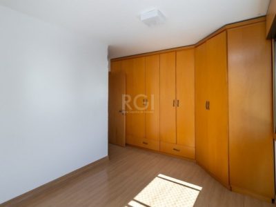 Apartamento à venda com 106m², 3 quartos, 1 suíte, 2 vagas no bairro Floresta em Porto Alegre - Foto 10