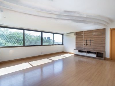 Apartamento à venda com 106m², 3 quartos, 1 suíte, 2 vagas no bairro Floresta em Porto Alegre - Foto 4