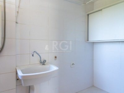 Apartamento à venda com 106m², 3 quartos, 1 suíte, 2 vagas no bairro Floresta em Porto Alegre - Foto 18