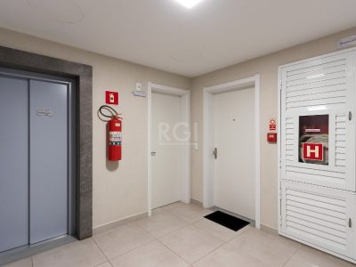 Apartamento à venda com 67m², 2 quartos, 1 suíte, 1 vaga no bairro Cristal em Porto Alegre - Foto 6