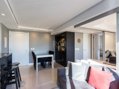 Apartamento à venda com 67m², 2 quartos, 1 suíte, 1 vaga no bairro Cristal em Porto Alegre - Foto 12